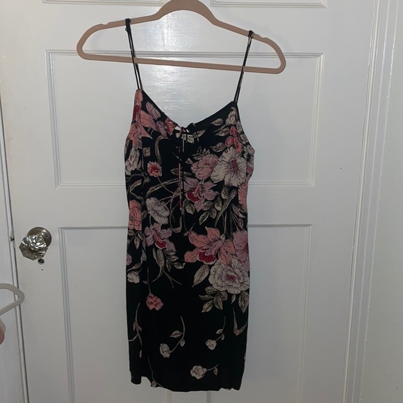 Billabong Dresses & Skirts - Billabong Floral Dress